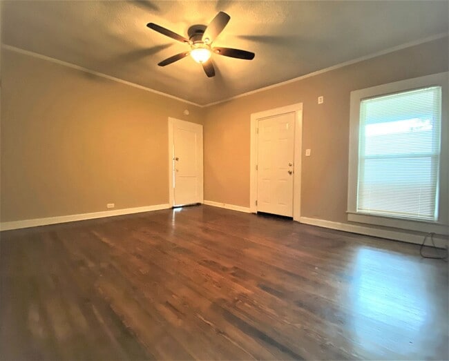 Building Photo - Downtown China Grove -Maint St- 1 bedroom ...