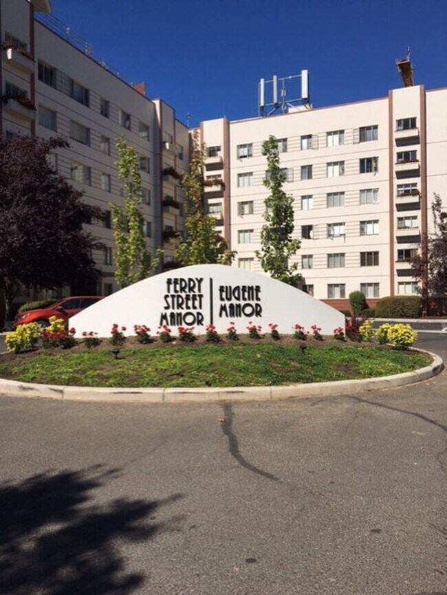 Interior Photo - Eugene Manor Apartments