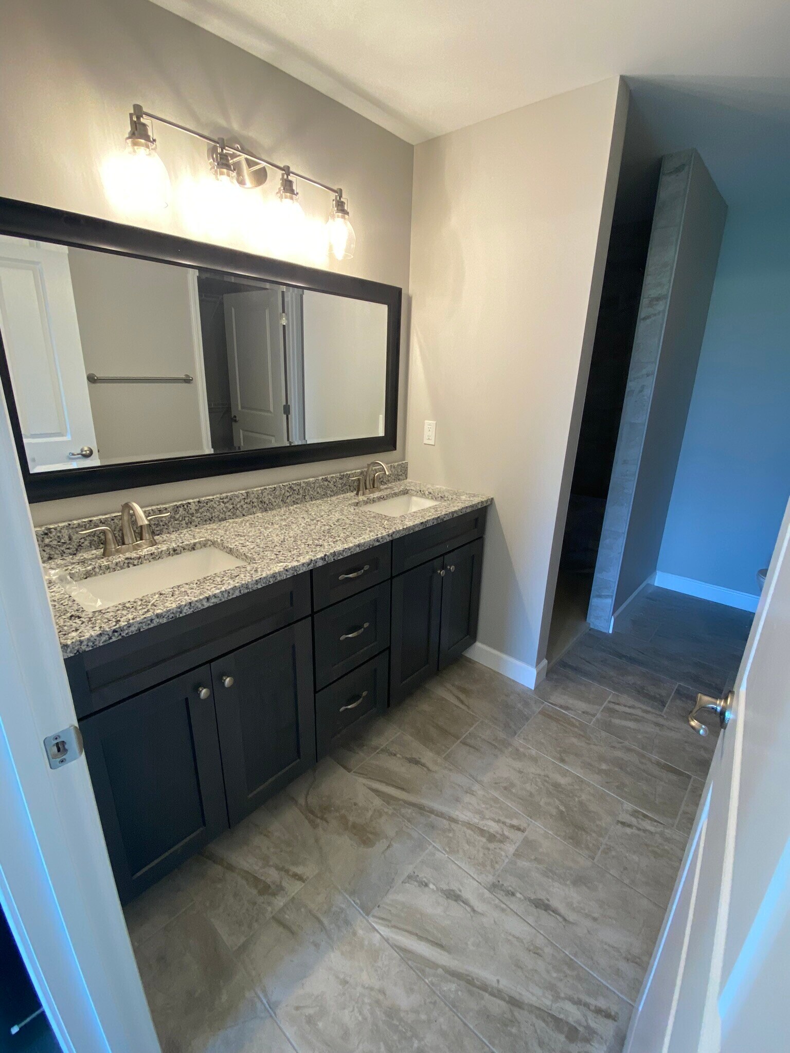 Building Photo - 20 Sonata Ln