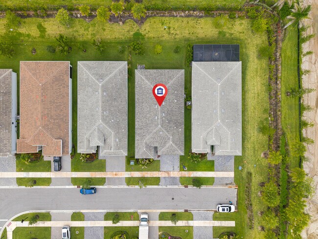 Building Photo - 11724 SW Aquila Wy