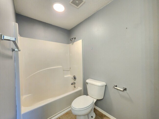 Building Photo - 3/3 available in Audubon Place in Foley
