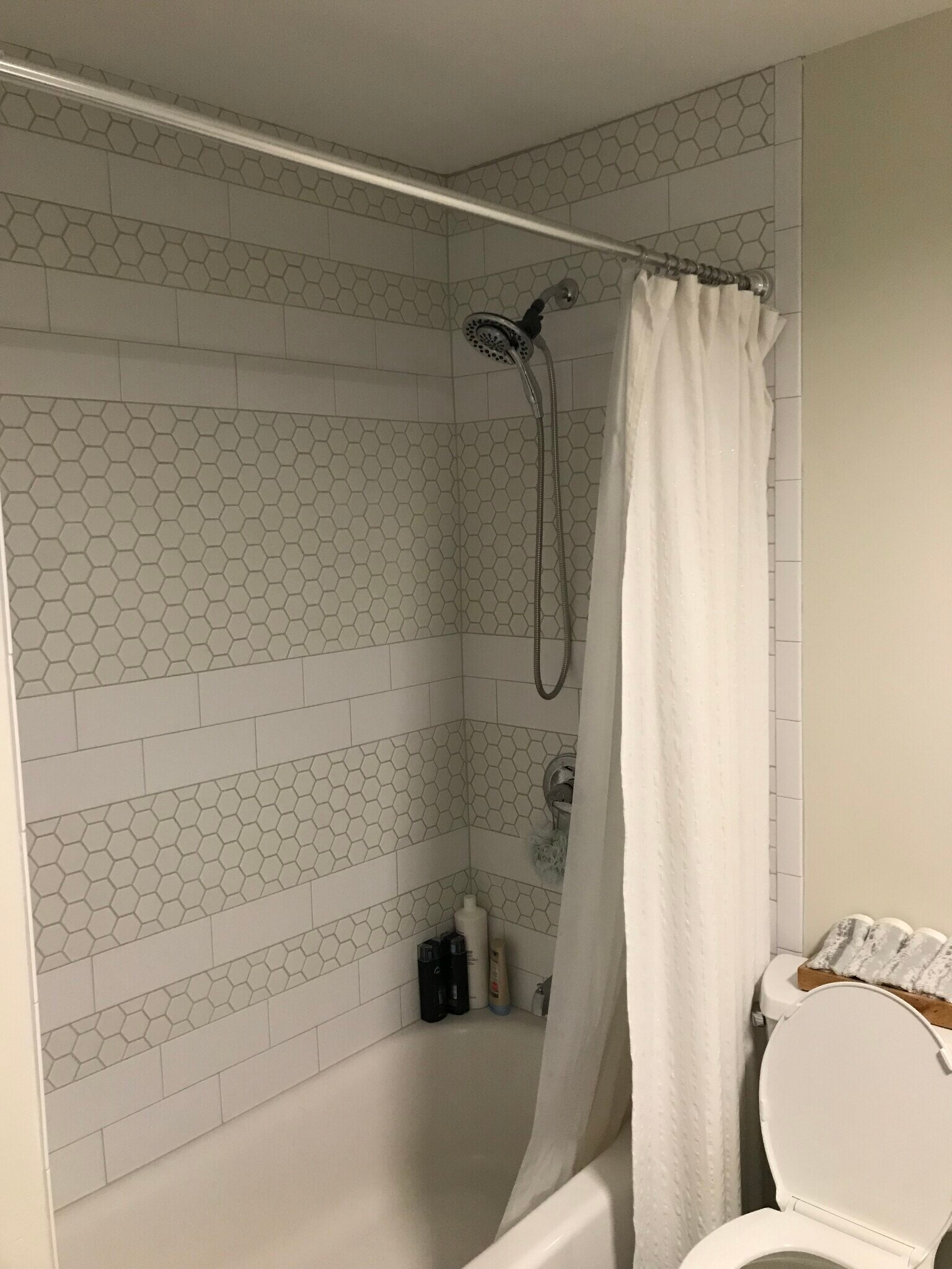 Main bath shower - 245 Cherry Ave