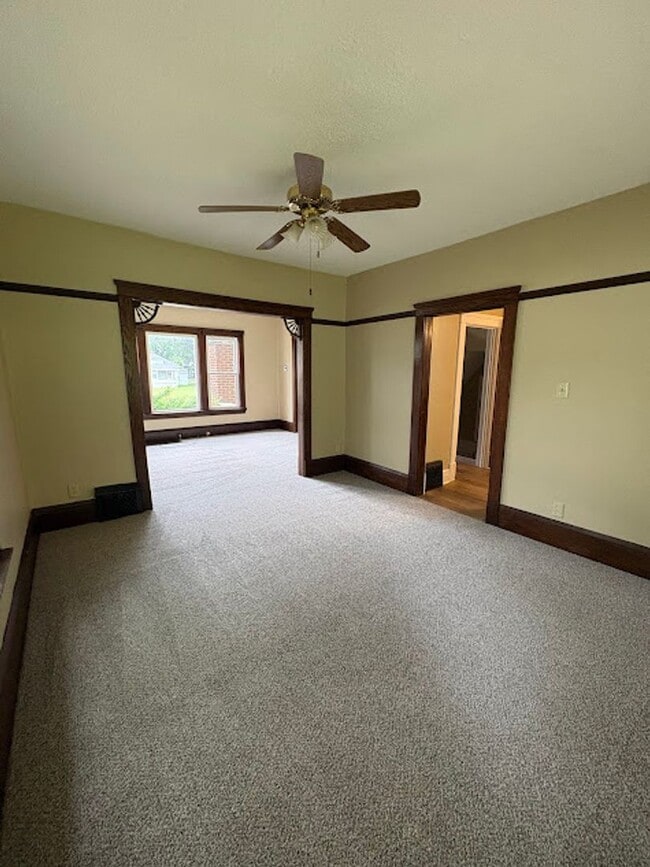 Building Photo - 3 Bedroom 1 Bathroom Home Ready to Rent!