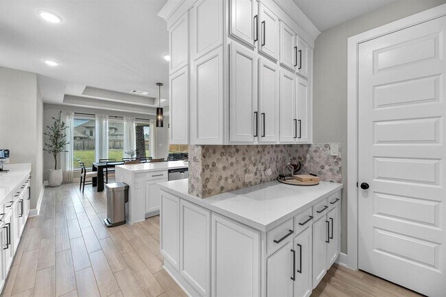 Building Photo - 27111 Velencia Mist Ct