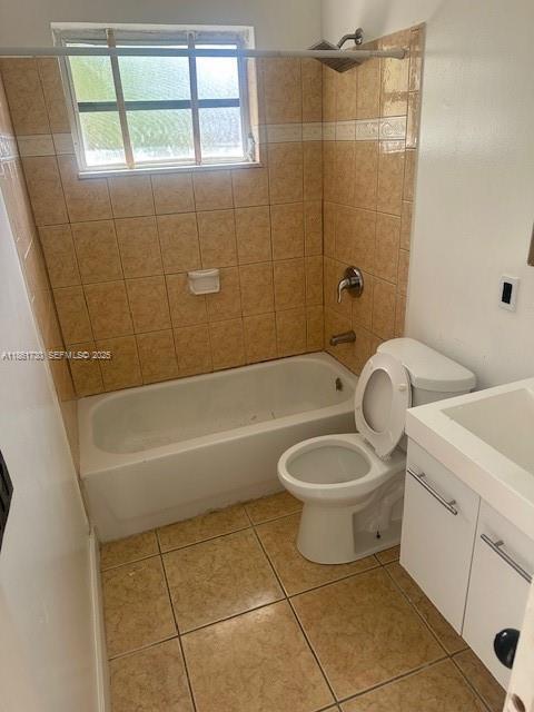 Building Photo - 31 SW 8th Ct