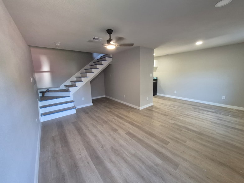 Building Photo - 3268 Holman St
