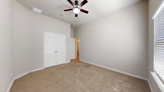 Building Photo - Discover this spacious 4-bedroom, 2-bath home with 3 CAR GARAGE!!!