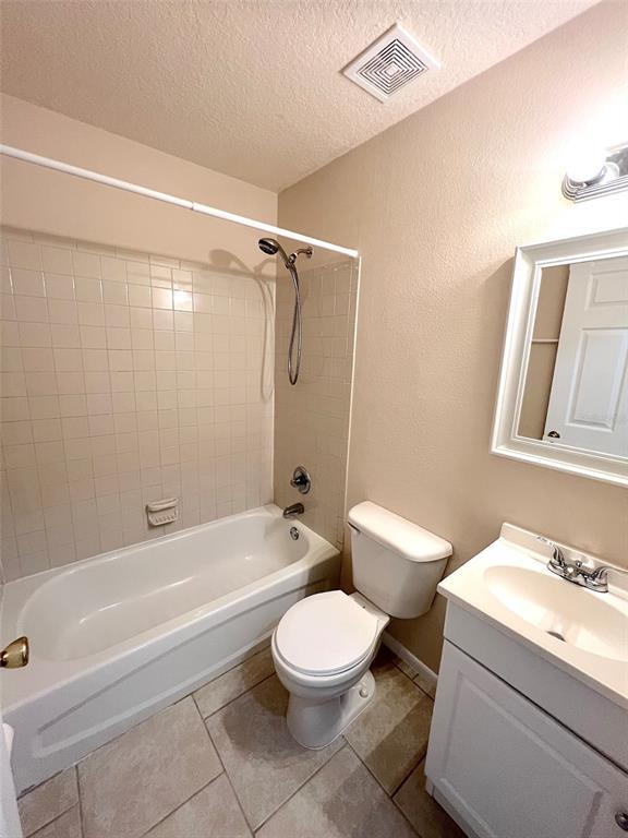 Building Photo - 14 Buttonwood Ln