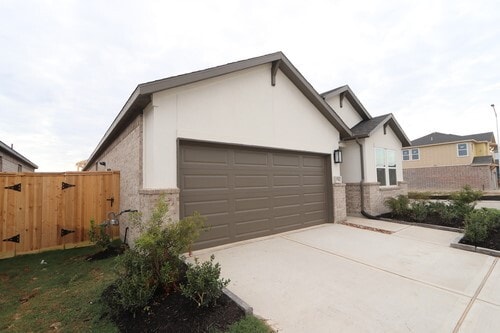 Building Photo - 9742 Pettus Crk Dr