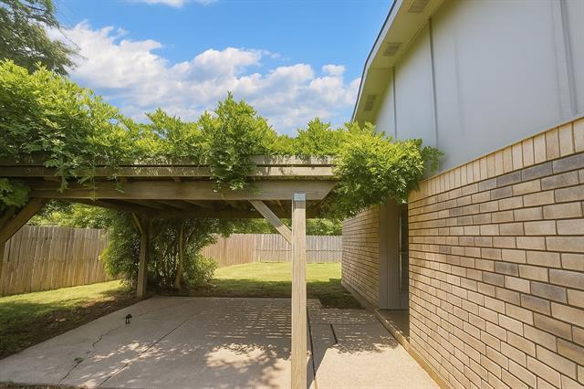 Building Photo - 7612 Nutwood Pl