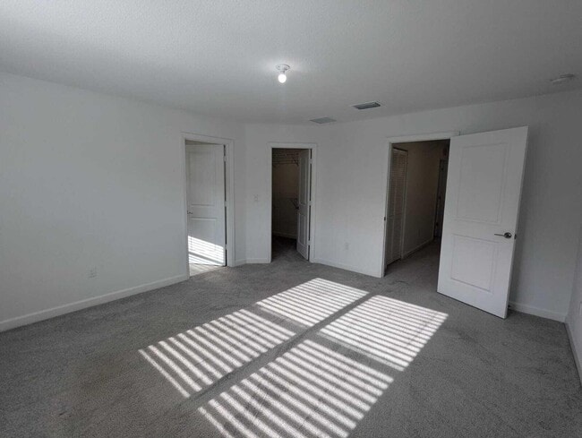 Building Photo - 4351 Pond Lily Ln