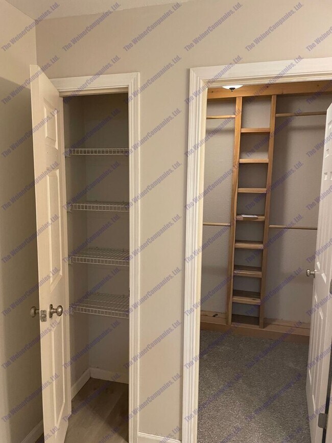 Building Photo - Now leasing for August!