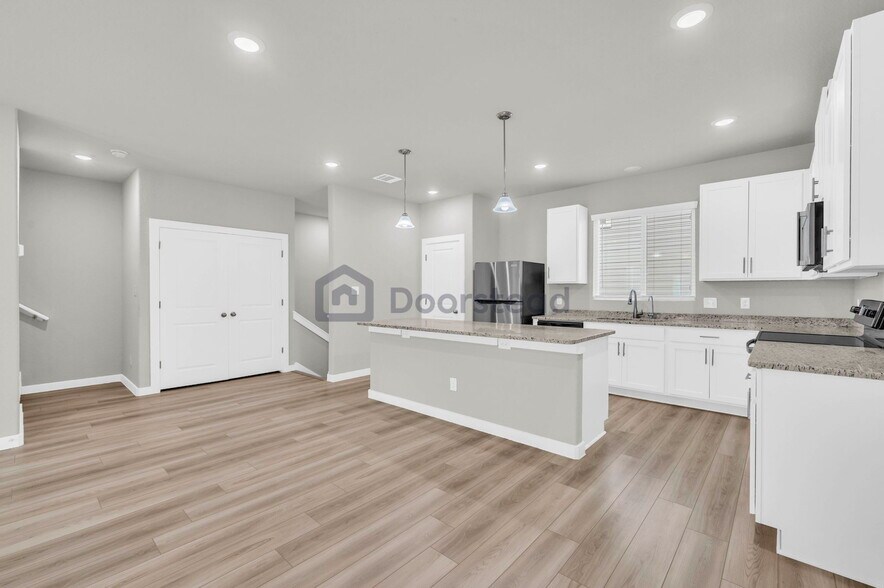 Building Photo - 21518 Sir Walter Ln