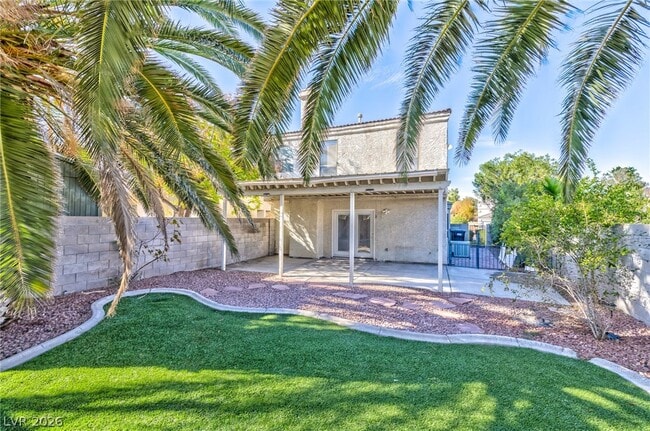 Building Photo - 2078 Waverly Cir