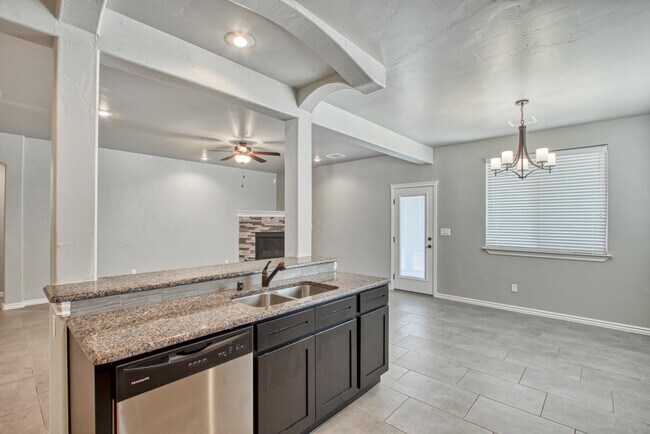 Building Photo - 7896 Enchanted Path Dr