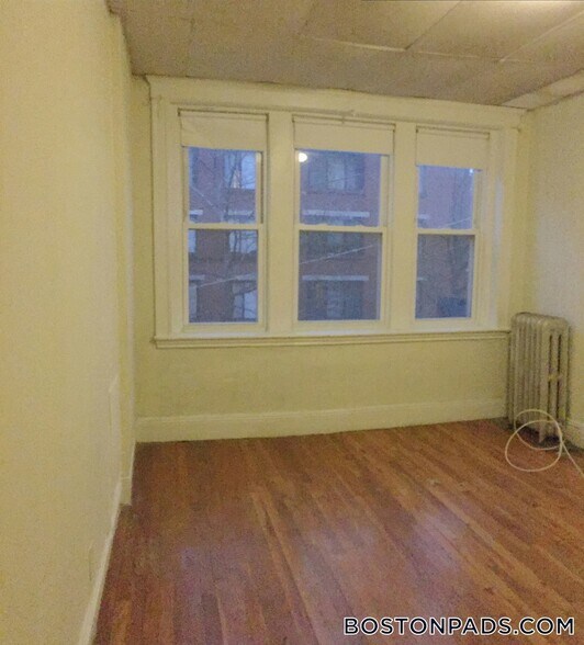 Building Photo - 25 Walbridge St