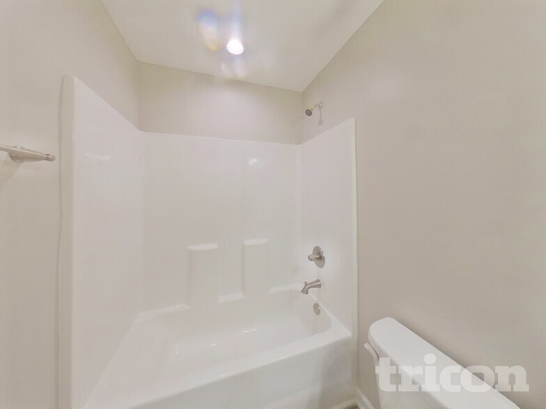 Building Photo - 120 Dunnsmore Dr