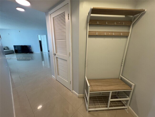 Building Photo - 16699 Collins Ave