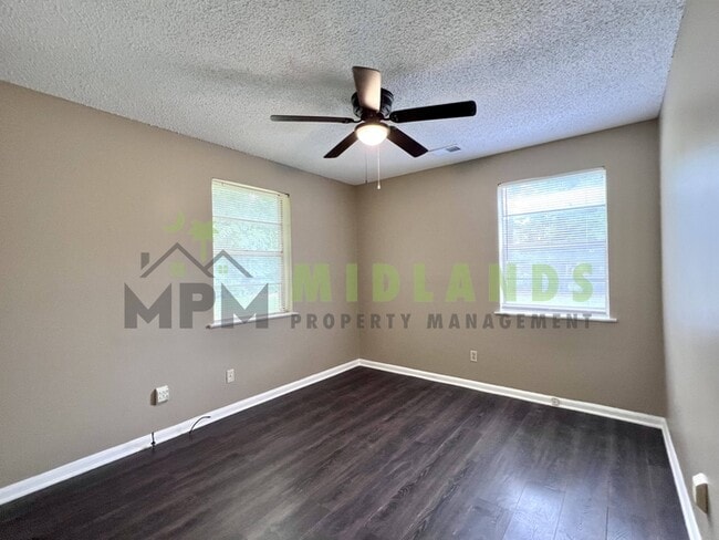 Building Photo - 137 Miranda Rd