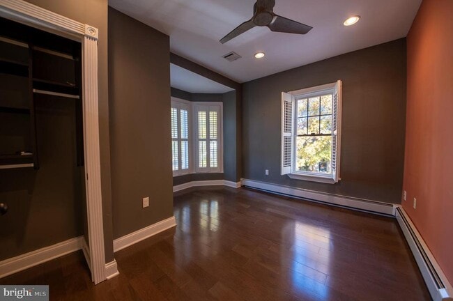 Building Photo - 35 Delaware Ave