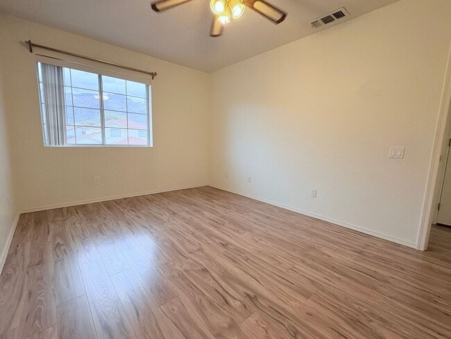 Building Photo - Spacious 4BR/3BA Two-Story Home Near Sabino Canyon