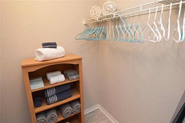 Building Photo - 10265 Gandy Blvd N