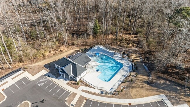 Building Photo - Beautiful 2-Story 4 Bedroom, 3 Bath Home in Angier — Just 30 Minutes from Downtown Raleigh