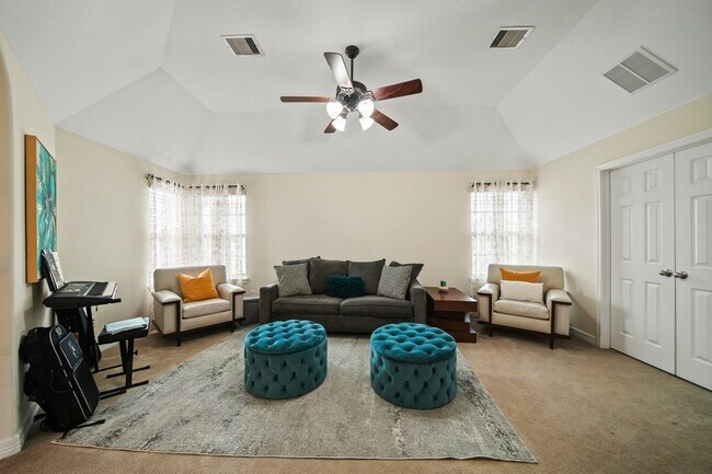Building Photo - 16919 Talisker Ct