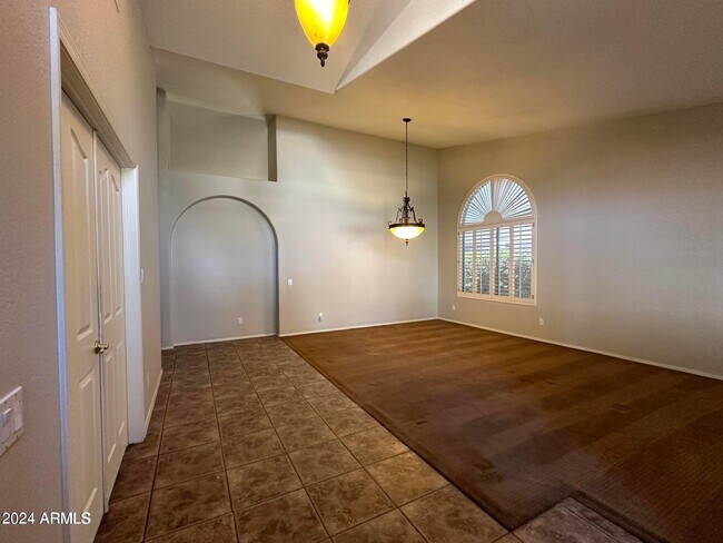 Building Photo - 2301 E Beachcomber Dr