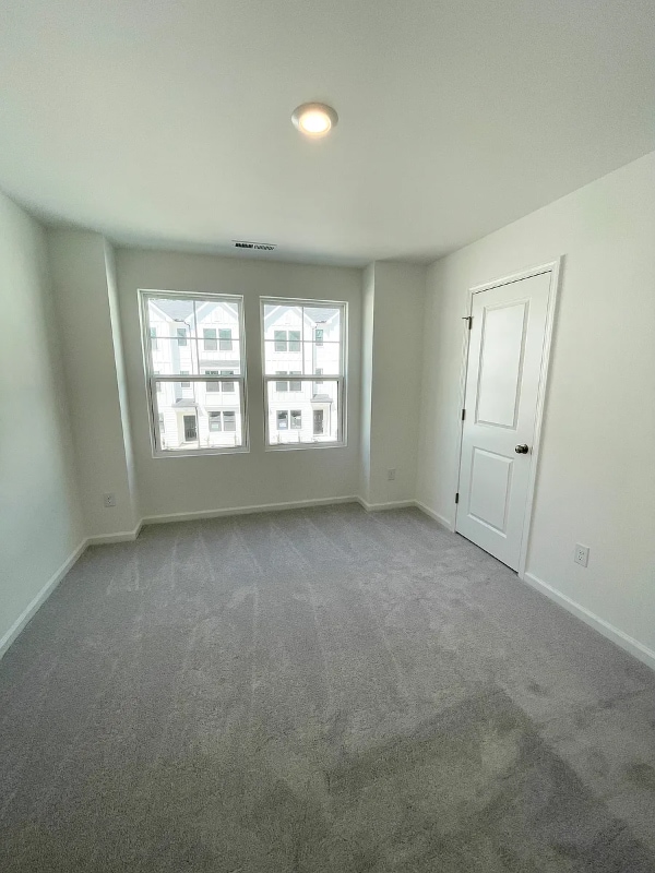 Building Photo - 1526 Crescent Townes Wy