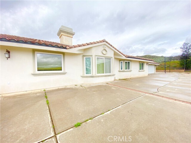 Building Photo - 14670 Gilman Springs Rd