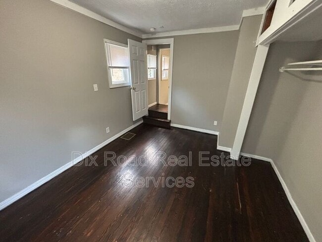 Building Photo - 3265 Buell St