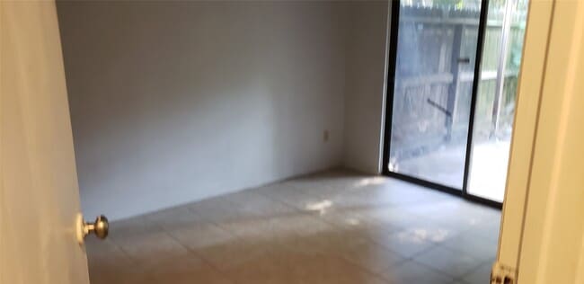 Building Photo - 11714 Bob White Dr
