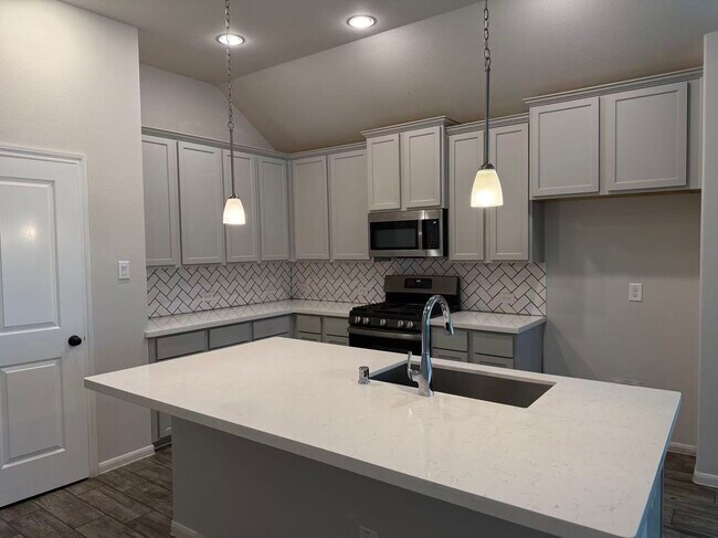 Building Photo - 17330 Tidewater Cypress Trl