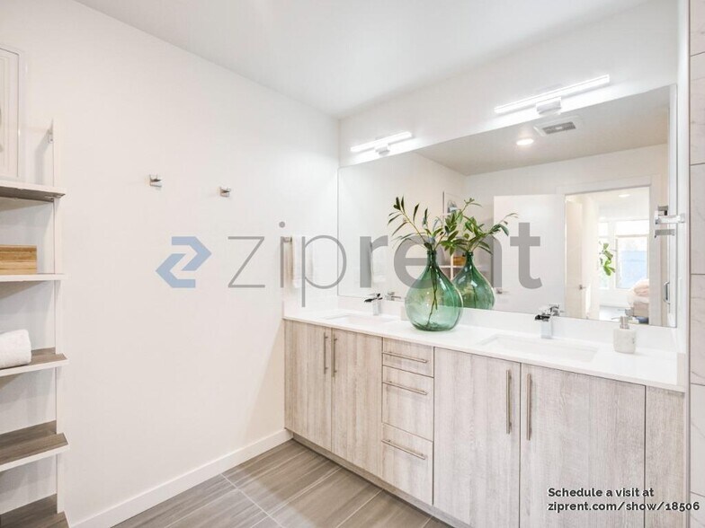 Building Photo - 1522 NW 61st St