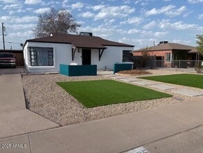 Building Photo - 3435 E McKinley St