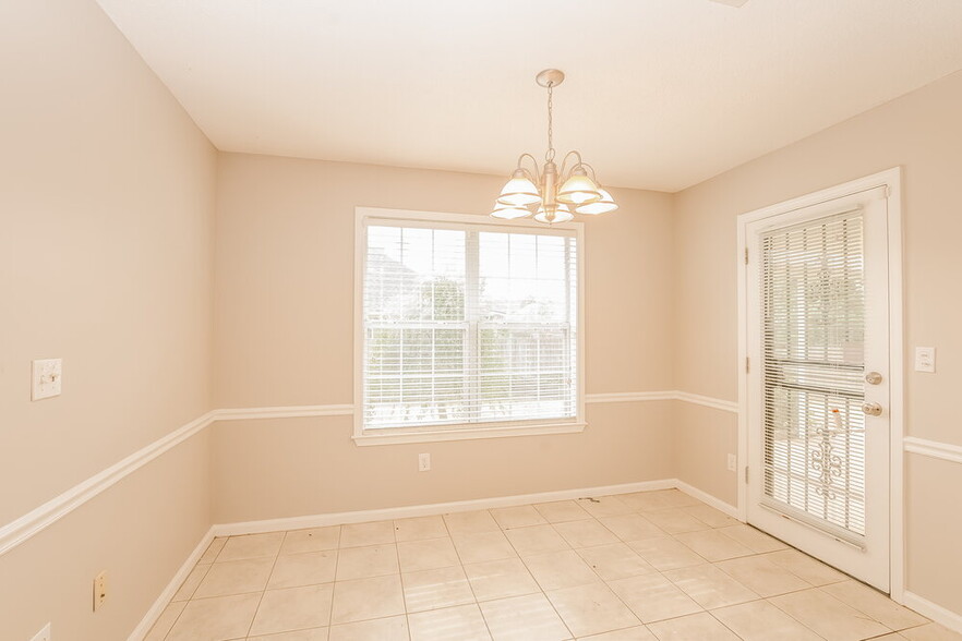 Building Photo - 4663 Shadow Field Ln