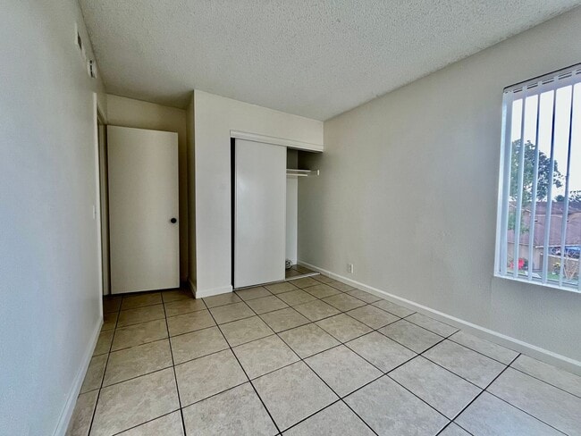 Building Photo - 6840 Bear River Row