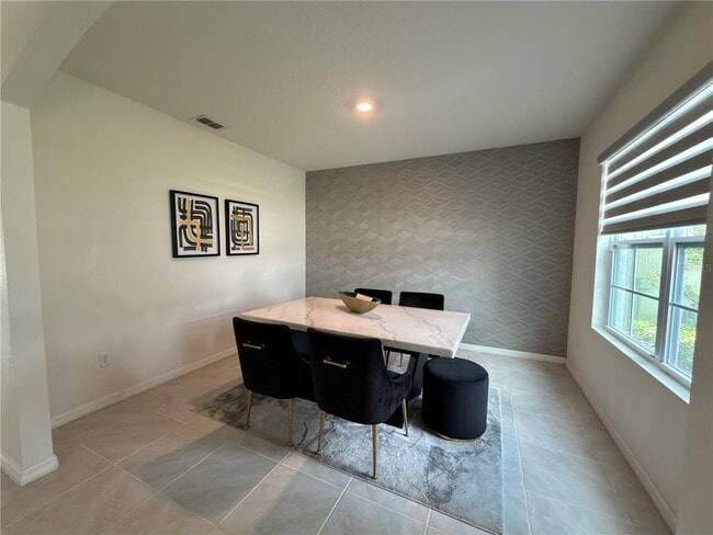Building Photo - 9004 Tuscan Cypress St