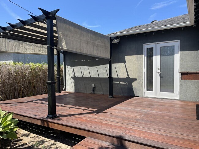 Building Photo - 2618 Spreckels Ln