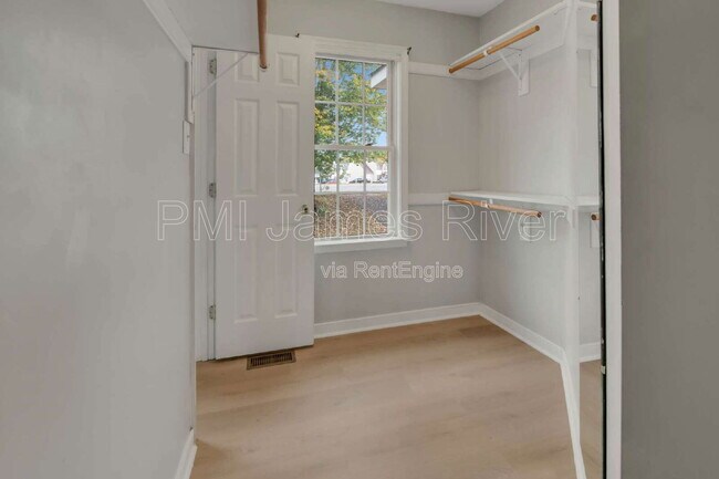 Building Photo - 3006 Creek Meadow Cir