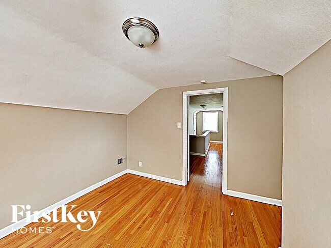 Building Photo - 11251 Old Halls Ferry Rd