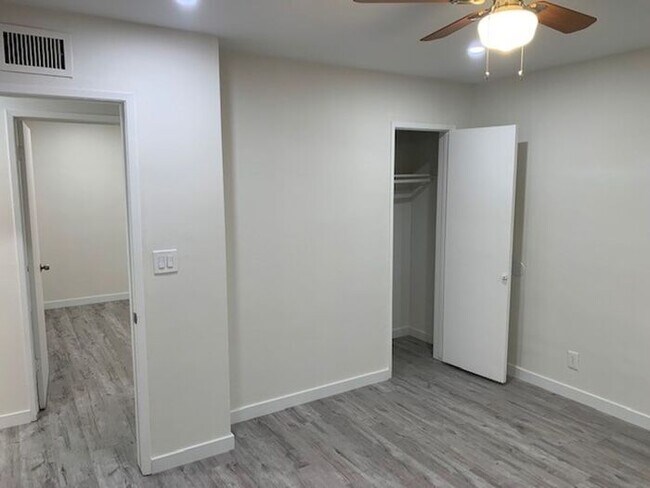 Building Photo - FANTASTIC 4BD 2BA HOUSE FOR LEASE ON CUL D...