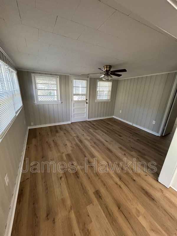 Building Photo - 1723 Crouson St