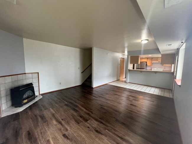 Building Photo - 2217 W Xenia Ln