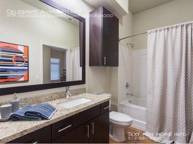 Building Photo - Eleven