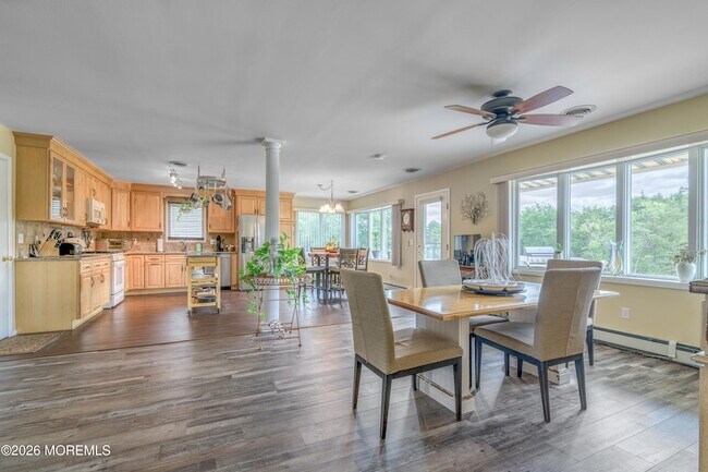 Building Photo - 251 Westbrook Dr