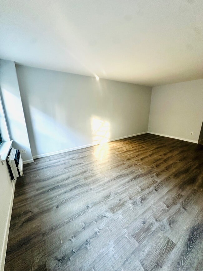 Building Photo - 210 Atlantic Ave