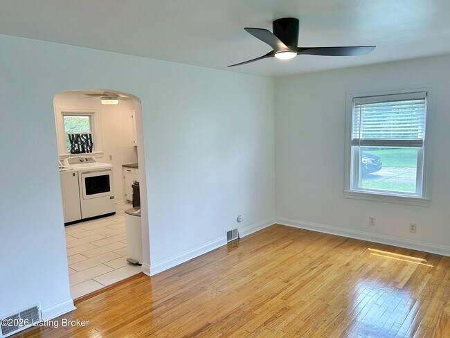 Building Photo - 2915 Molter Ct