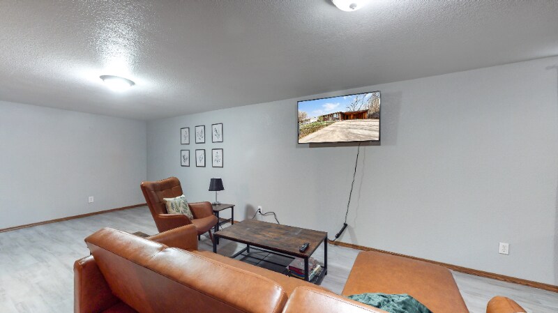 Building Photo - 1242 Elder St